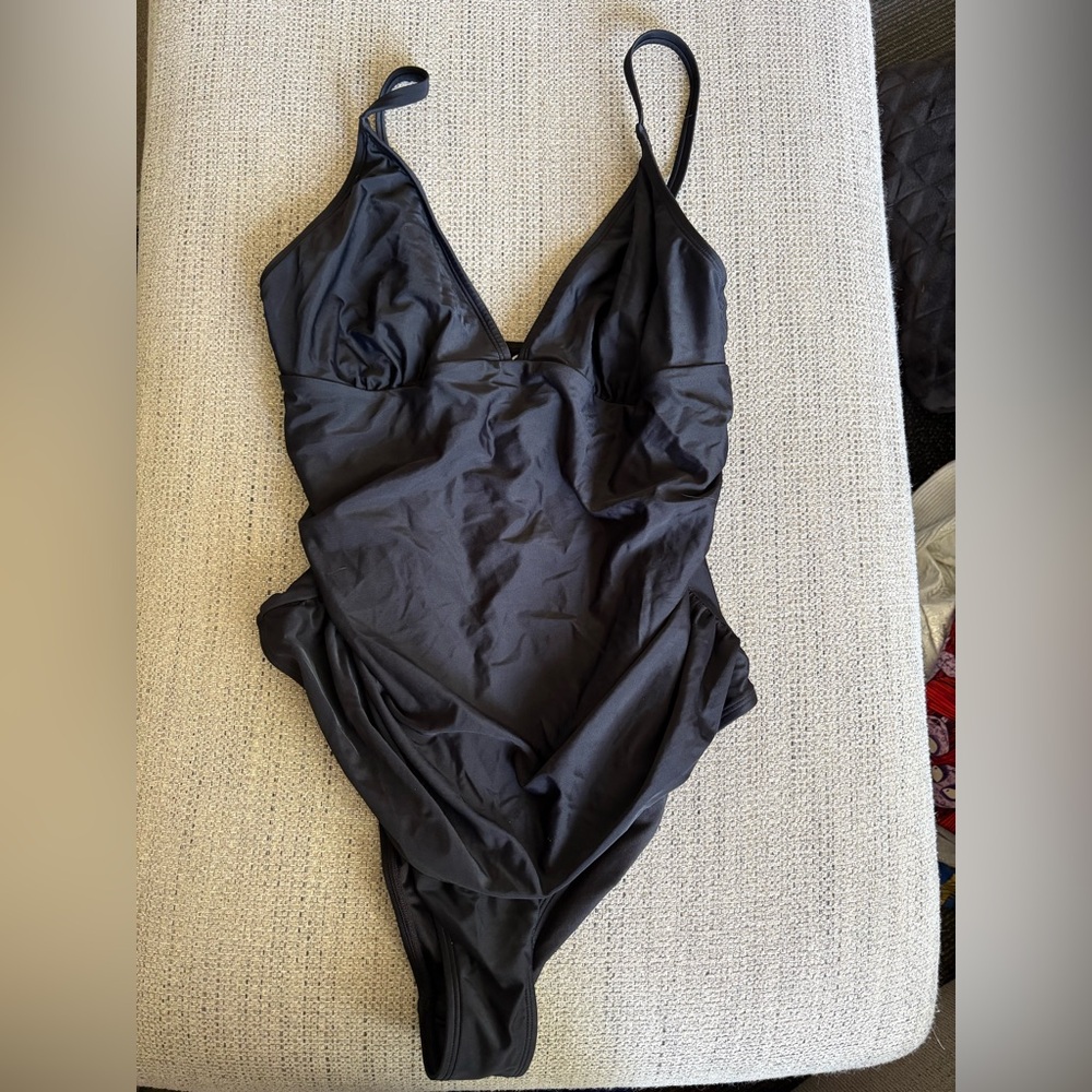 Women’s Cupshe bathing suit